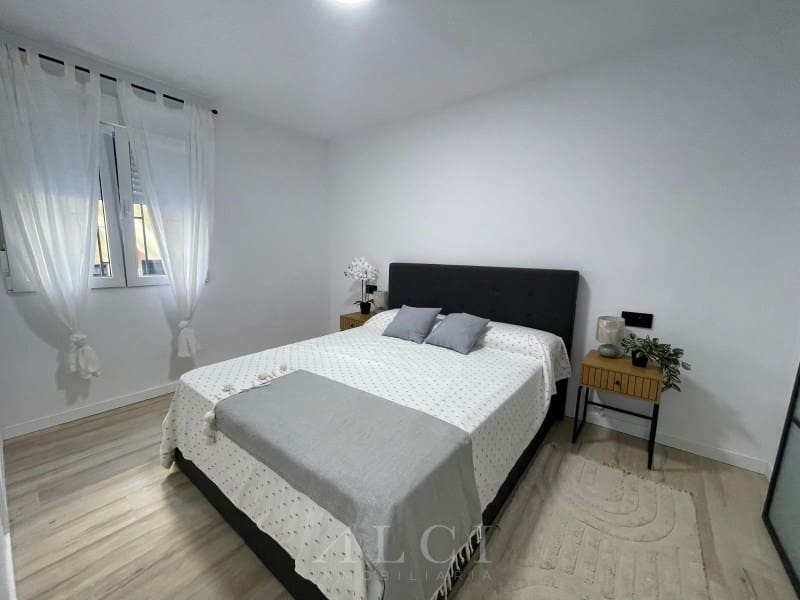 3 soverom Leilighet til salgs i La Cala del Moral med garasje - € 374 000 (Ref: 9777998)