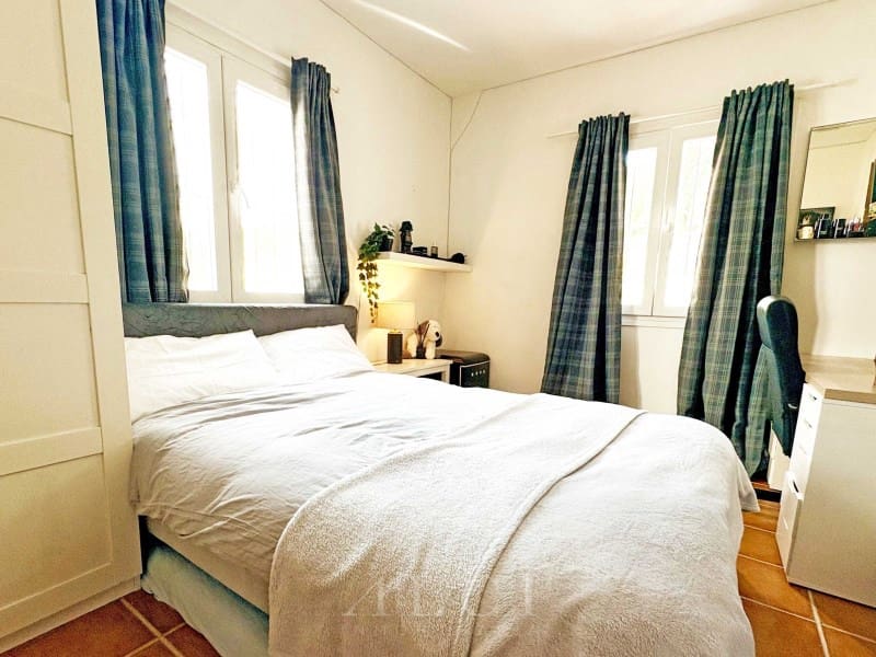 4 soveværelse Villa til salg i Benahavis med swimmingpool - € 875.000 (Ref: 9796998)