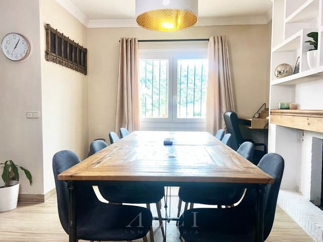 4 soveværelse Villa til salg i Benahavís pueblo, Benahavís med swimmingpool - € 875.000 (Ref: 9796998)