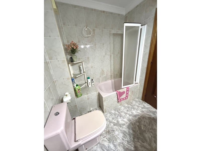 3 chambre Appartement à vendre à Torre del Mar avec piscine - 309 000 € (Ref: 9796999)