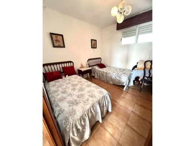 3 sovrum Lägenhet till salu i Torre del Mar, Vélez-Málaga med pool - 309 000 € (Ref: 9796999)