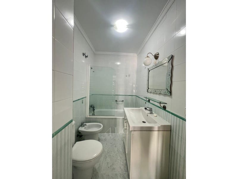 2 bedroom Flat for rent in El Penoncillo with garage - € 1,000 (Ref: 9797000)