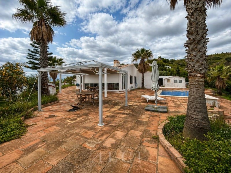 3 chambre Villa/Maison à vendre à Vinuela avec piscine garage - 420 000 € (Ref: 9804213)