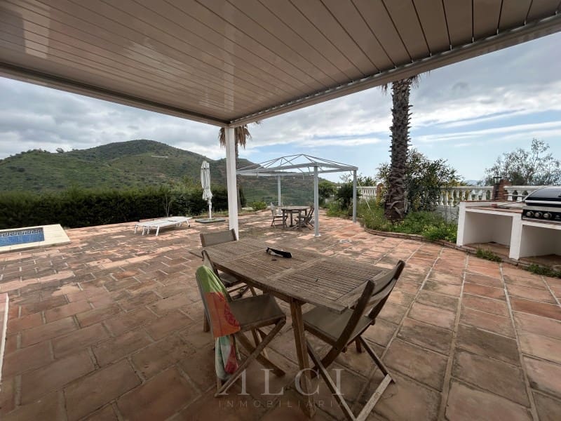 3 chambre Villa/Maison à vendre à Vinuela avec piscine garage - 420 000 € (Ref: 9804213)