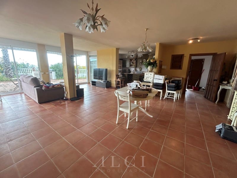 3 chambre Villa/Maison à vendre à Vinuela avec piscine garage - 420 000 € (Ref: 9804213)