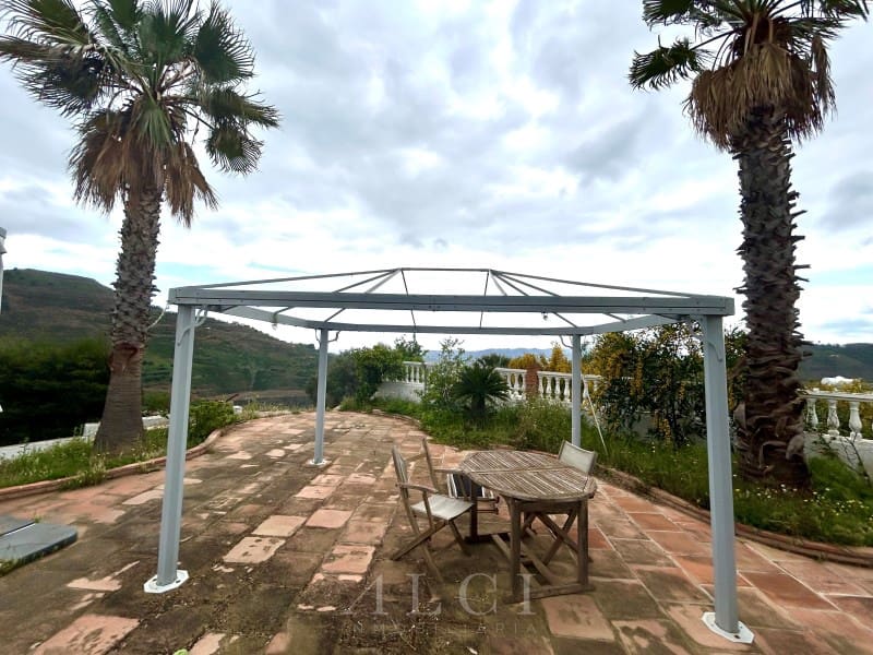 3 chambre Villa/Maison à vendre à Vinuela avec piscine garage - 420 000 € (Ref: 9804213)