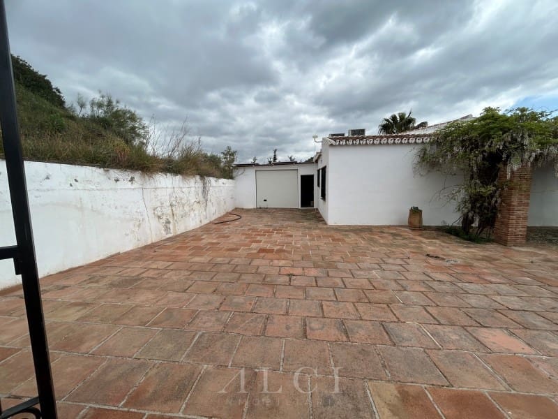 3 chambre Villa/Maison à vendre à Vinuela avec piscine garage - 420 000 € (Ref: 9804213)