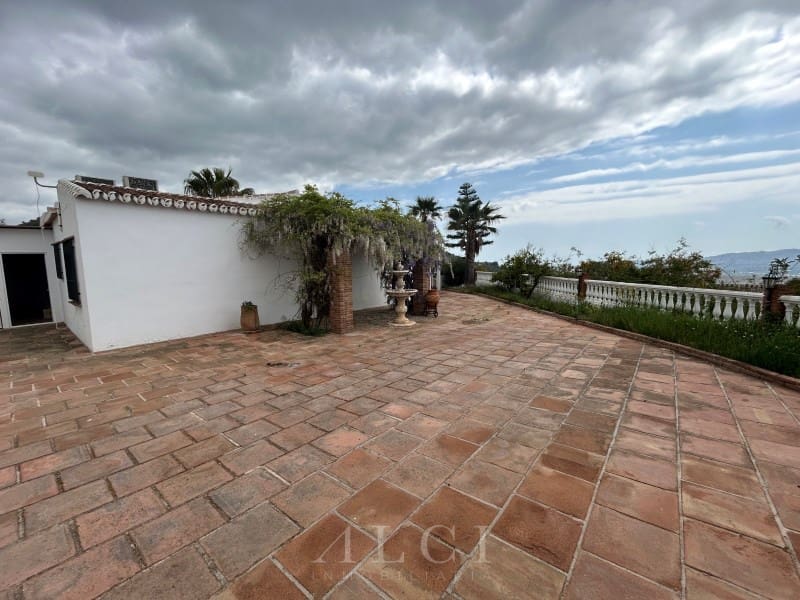 3 chambre Villa/Maison à vendre à Vinuela avec piscine garage - 420 000 € (Ref: 9804213)