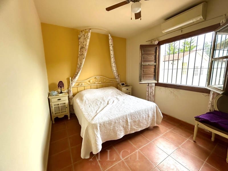 3 chambre Villa/Maison à vendre à Vinuela avec piscine garage - 420 000 € (Ref: 9804213)