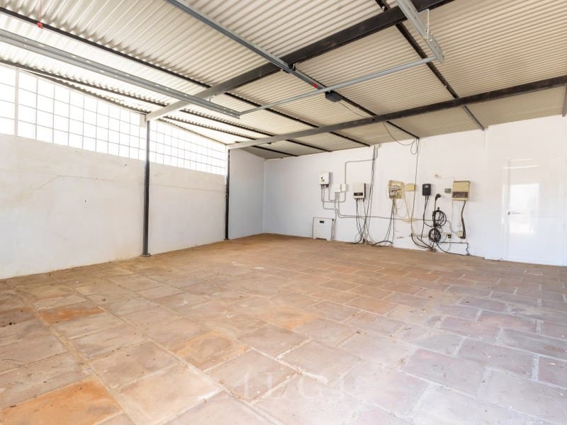 3 bedroom Villa for sale in Vinuela with pool garage - € 385,000 (Ref: 9804213)