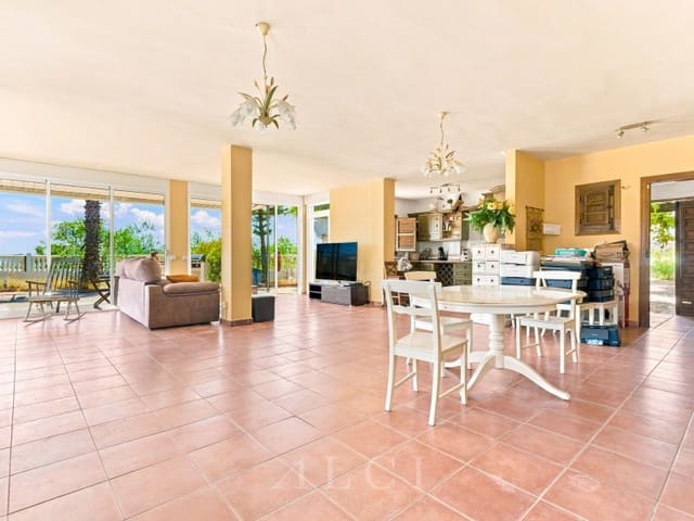 3 soveværelse Villa til salg i Viñuela med swimmingpool garage - € 385.000 (Ref: 9804213)