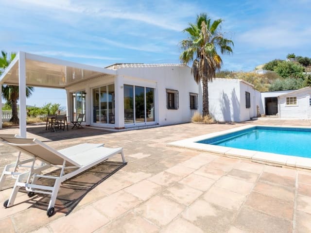 3 soveværelse Villa til salg i Viñuela med swimmingpool garage - € 385.000 (Ref: 9804213)