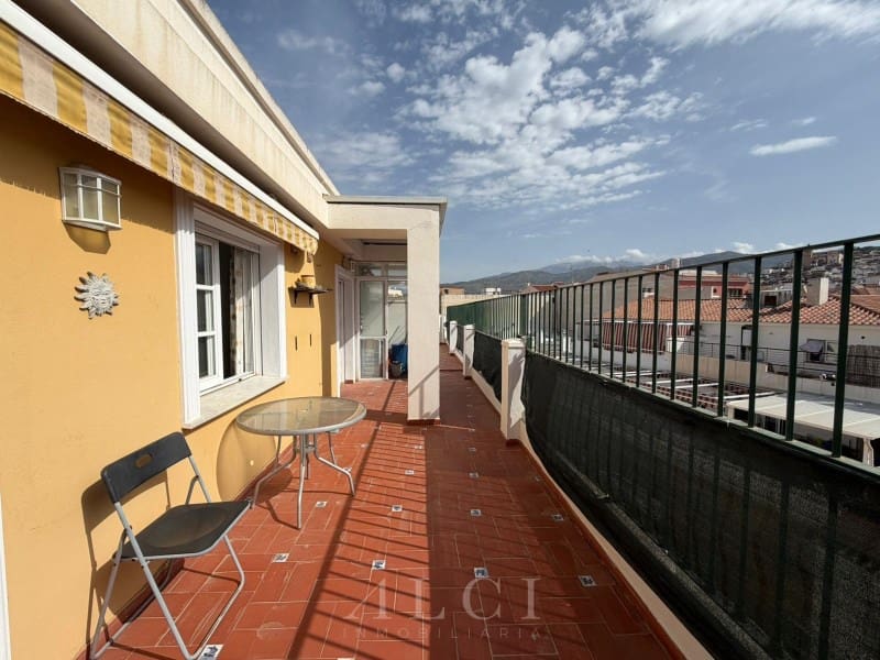 2 makuuhuone Kattohuoneisto myytävänä paikassa Velez-Malaga - 249 900 € (Ref: 9806386)