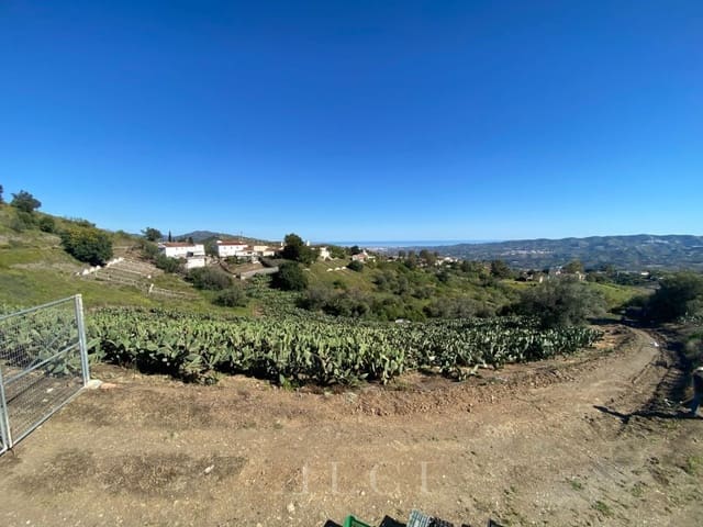 Grunde uden byggetilladelser til salg i Vélez-Málaga - € 135.000 (Ref: 9806387)
