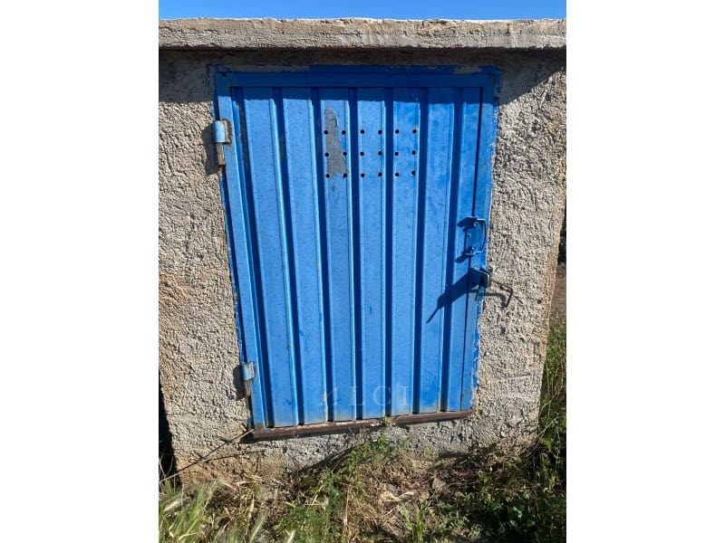 Grunde uden byggetilladelser til salg i Velez-Malaga - € 135.000 (Ref: 9806387)