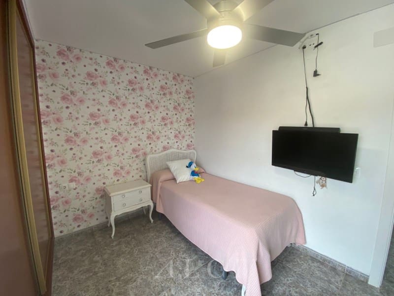 4 sypialnia Mieszkanie na sprzedaż w Velez-Malaga z basenem - 295 000 € (Ref: 9806388)