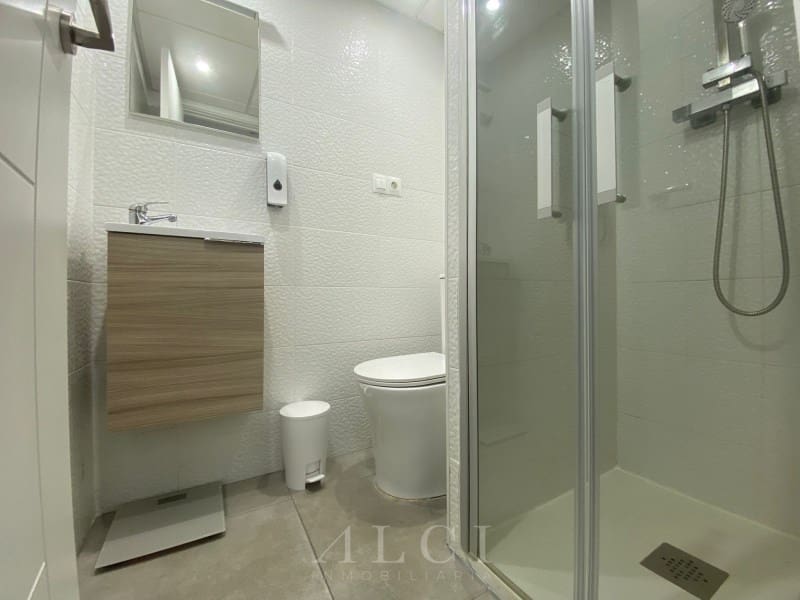 4 sypialnia Mieszkanie na sprzedaż w Velez-Malaga z basenem - 295 000 € (Ref: 9806388)