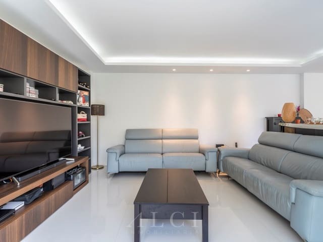 5 sypialnia Willa na sprzedaż w Torremuelle, Benalmádena z basenem - 950 000 € (Ref: 9817980)