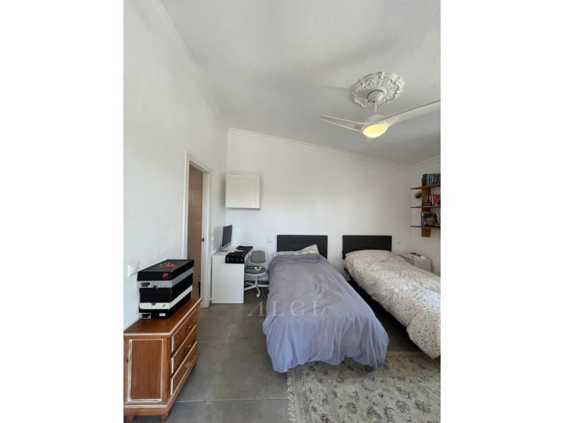 3 sypialnia Dom blizniak na sprzedaż w New Golden Mile z basenem - 348 000 € (Ref: 9817981)