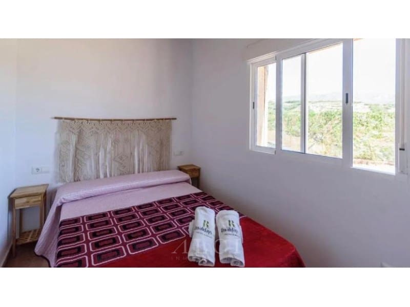 6 makuuhuone Huvila vuokrattavana paikassa Cutar mukana uima-altaan - 1 700 € (Ref: 9817982)