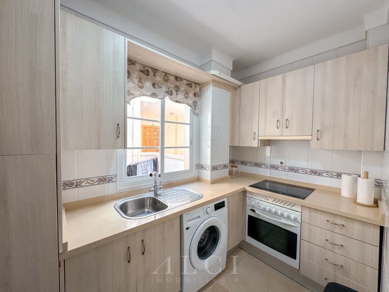 2 bedroom Flat for sale in Nerja - € 315,000 (Ref: 9831225)