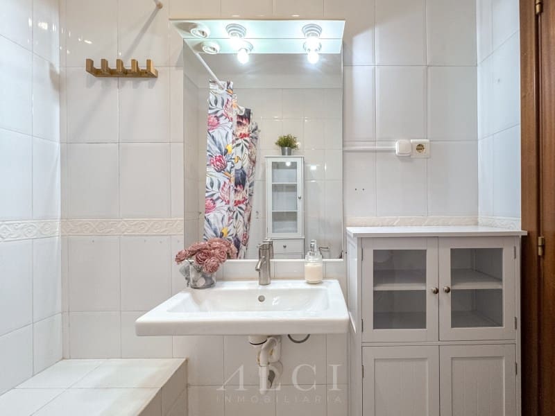 2 bedroom Flat for sale in Nerja - € 315,000 (Ref: 9831225)