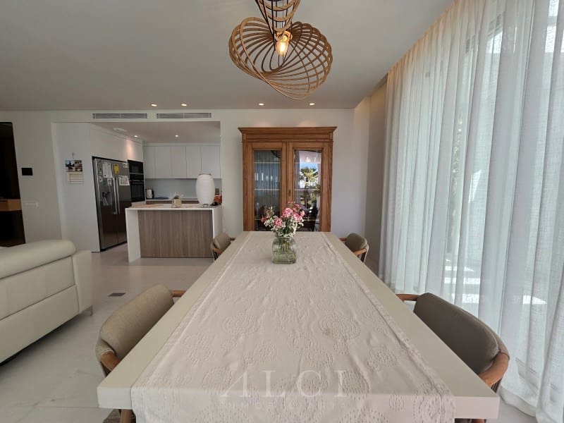 3 sypialnia Apartament na sprzedaż w Ojen z basenem - 1 250 000 € (Ref: 9831227)