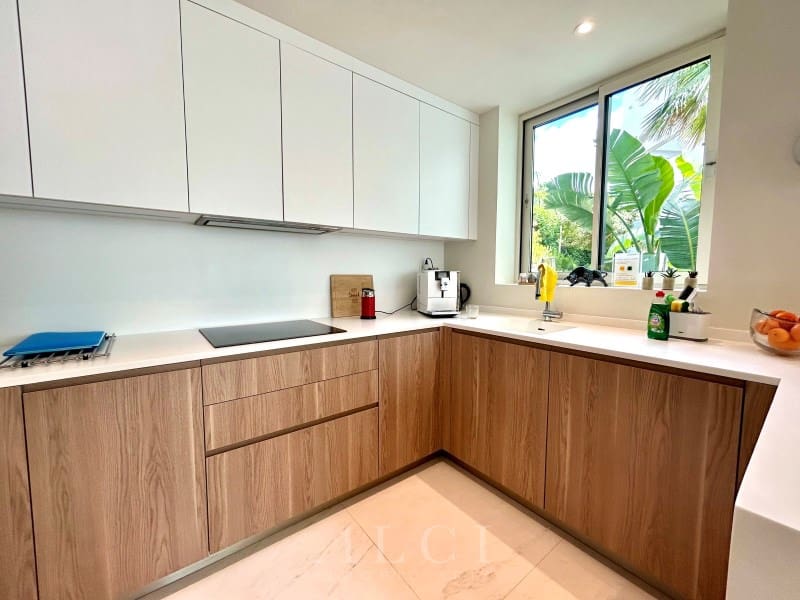 3 sypialnia Apartament na sprzedaż w Ojen z basenem - 1 250 000 € (Ref: 9831227)