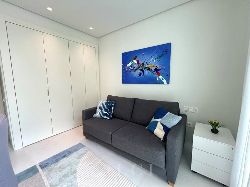 3 sypialnia Apartament na sprzedaż w Ojen z basenem - 1 250 000 € (Ref: 9831227)