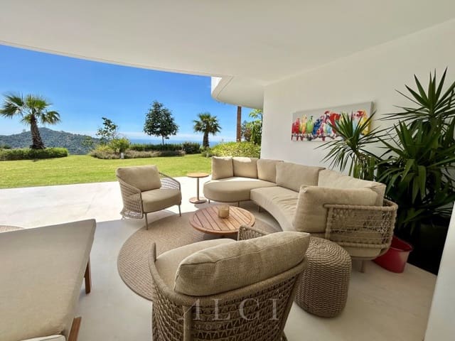3 quarto Apartamento para venda em Ojen com piscina - 1 250 000 € (Ref: 9831227)