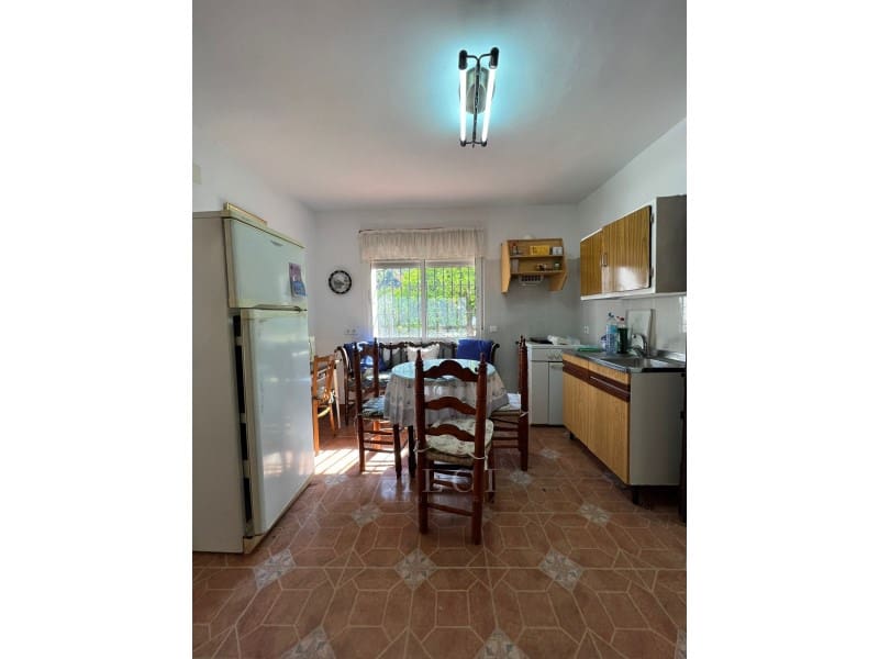 Casa de 2 habitaciones en Viñuela en venta - 149.000 € (Ref: 9833748)