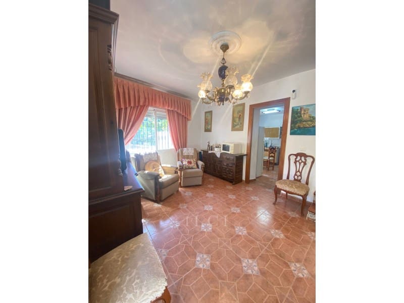 Casa de 2 habitaciones en Viñuela en venta - 149.000 € (Ref: 9833748)