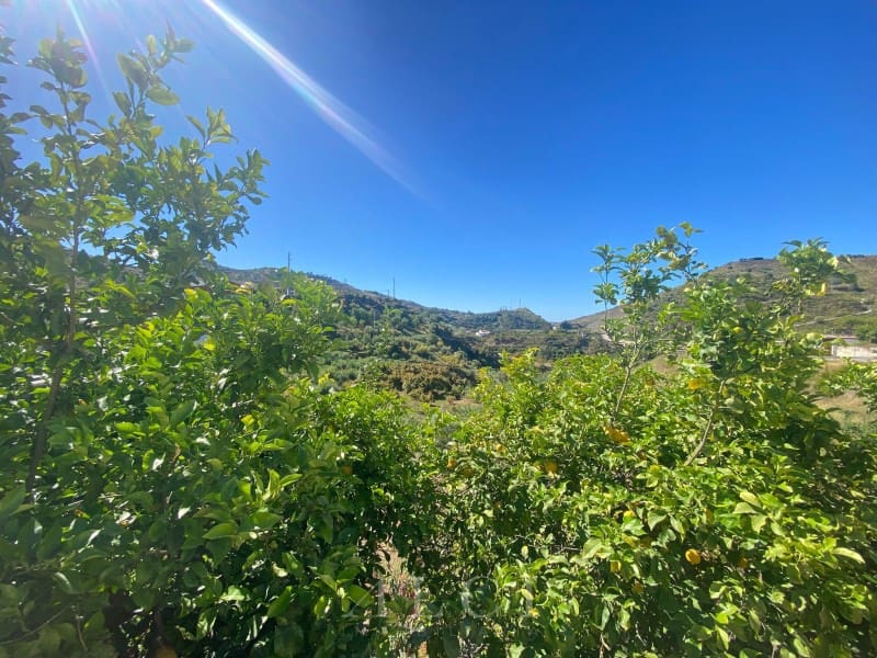 Casa de 2 habitaciones en Viñuela en venta - 149.000 € (Ref: 9833748)