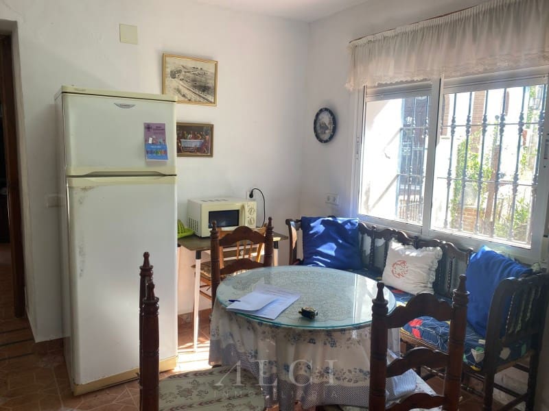 Casa de 2 habitaciones en Viñuela en venta - 149.000 € (Ref: 9833748)