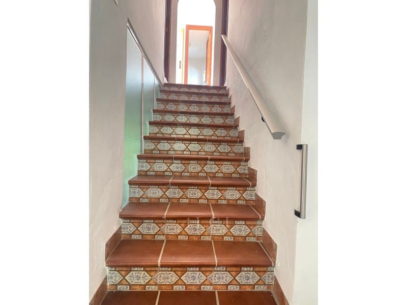 Casa de 2 habitaciones en Viñuela en venta - 149.000 € (Ref: 9833748)