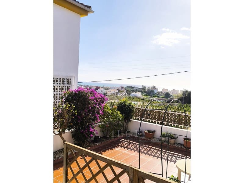 3 bedroom Villa for sale in Algarrobo - € 399,000 (Ref: 9833749)