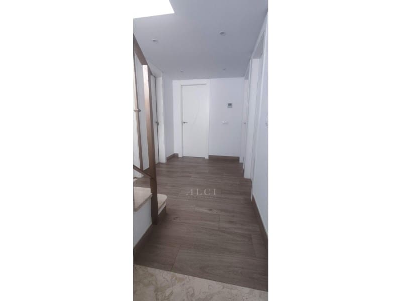4 sovrum Semi-fristående Villa till salu i Competa - 445 000 € (Ref: 9836405)
