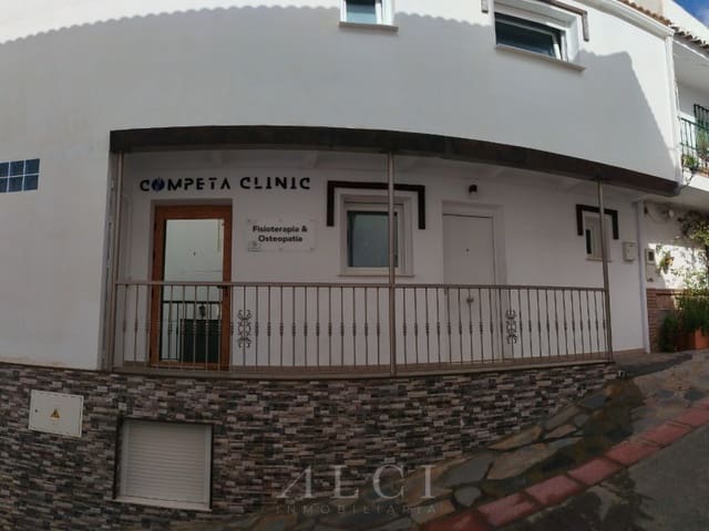 4 quarto Moradia Geminada para venda em Cómpeta - 445 000 € (Ref: 9836405)