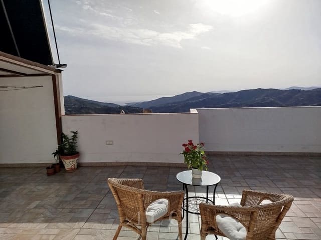 4 quarto Moradia Geminada para venda em Cómpeta - 445 000 € (Ref: 9836405)