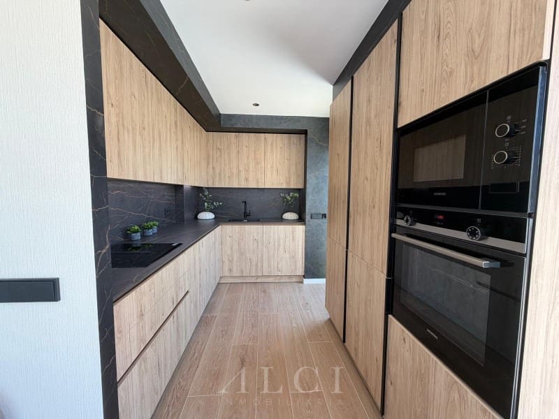 2 Zimmer Penthouse zu verkaufen in Marbella - 1.950.000 € (Ref: 9851515)