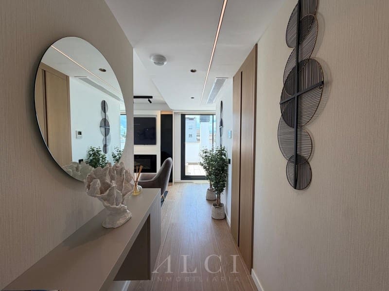 2 Zimmer Penthouse zu verkaufen in Marbella - 1.950.000 € (Ref: 9851515)