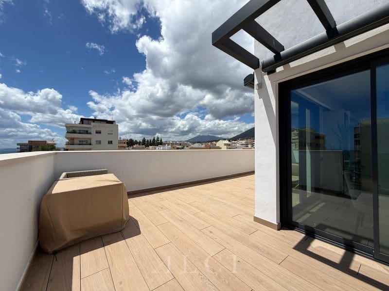 2 Zimmer Penthouse zu verkaufen in Marbella - 1.950.000 € (Ref: 9851515)