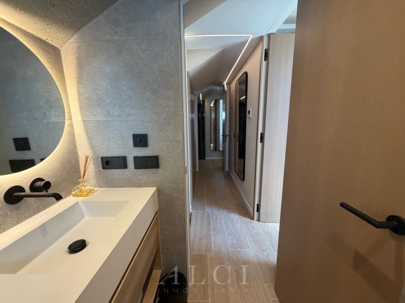 2 Zimmer Penthouse zu verkaufen in Marbella - 1.950.000 € (Ref: 9851515)
