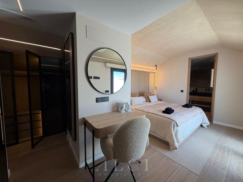2 Zimmer Penthouse zu verkaufen in Marbella - 1.950.000 € (Ref: 9851515)