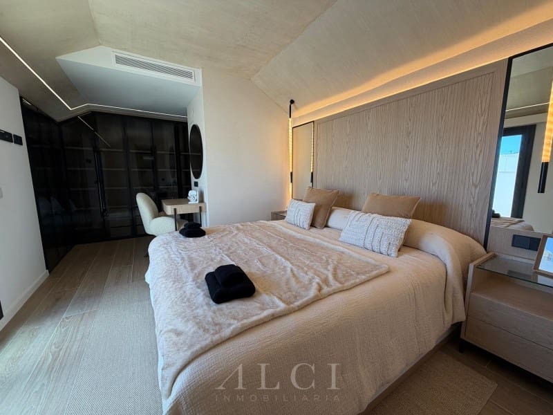 2 Zimmer Penthouse zu verkaufen in Marbella - 1.950.000 € (Ref: 9851515)