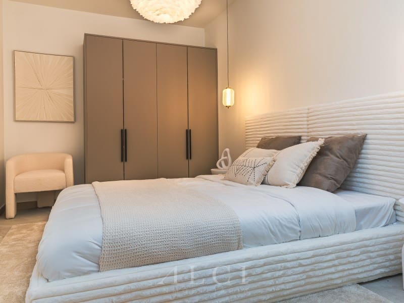 4 soverom Hus til salgs i Nueva Andalucia med svømmebasseng garasje - € 1 395 000 (Ref: 9868487)