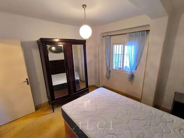 2 sovrum Lägenhet till salu i Conde de Ureña, Málaga stad - 180 000 € (Ref: 9873180)