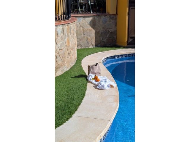 6 sovrum Villa till salu i Pedregalejo, Málaga stad med pool garage - 995 000 € (Ref: 9873181)