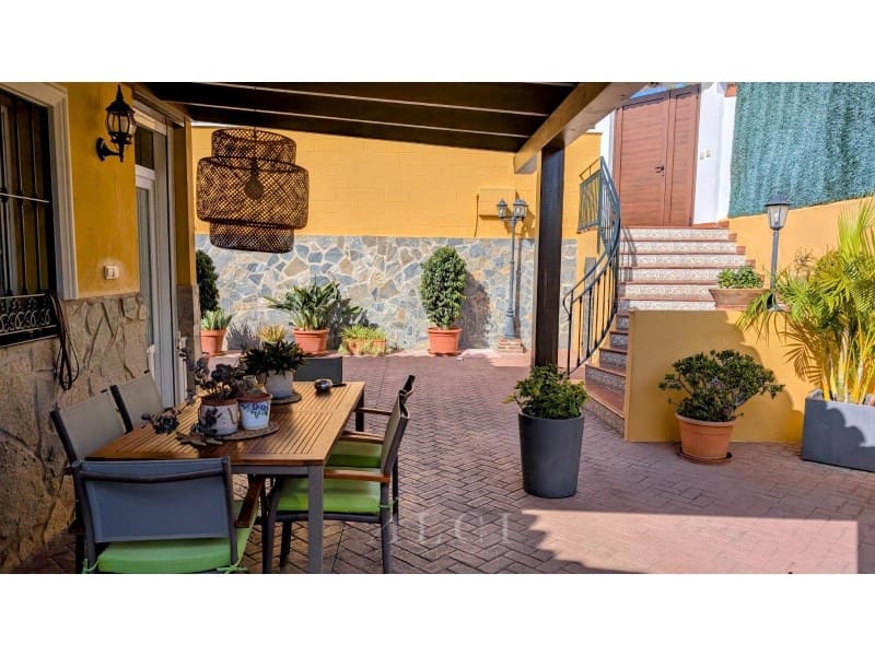 6 sovrum Villa till salu i Malaga stad med pool garage - 995 000 € (Ref: 9873182)