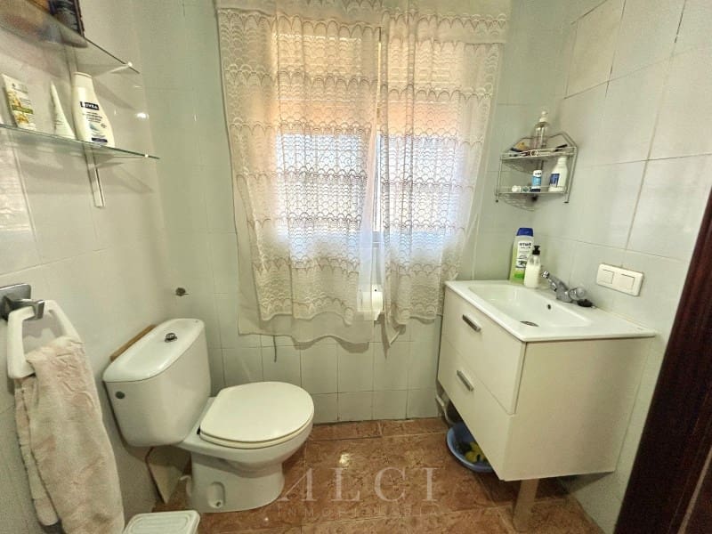 3 sypialnia Dom blizniak na sprzedaż w Alcaucin z basenem garażem - 270 000 € (Ref: 9875991)
